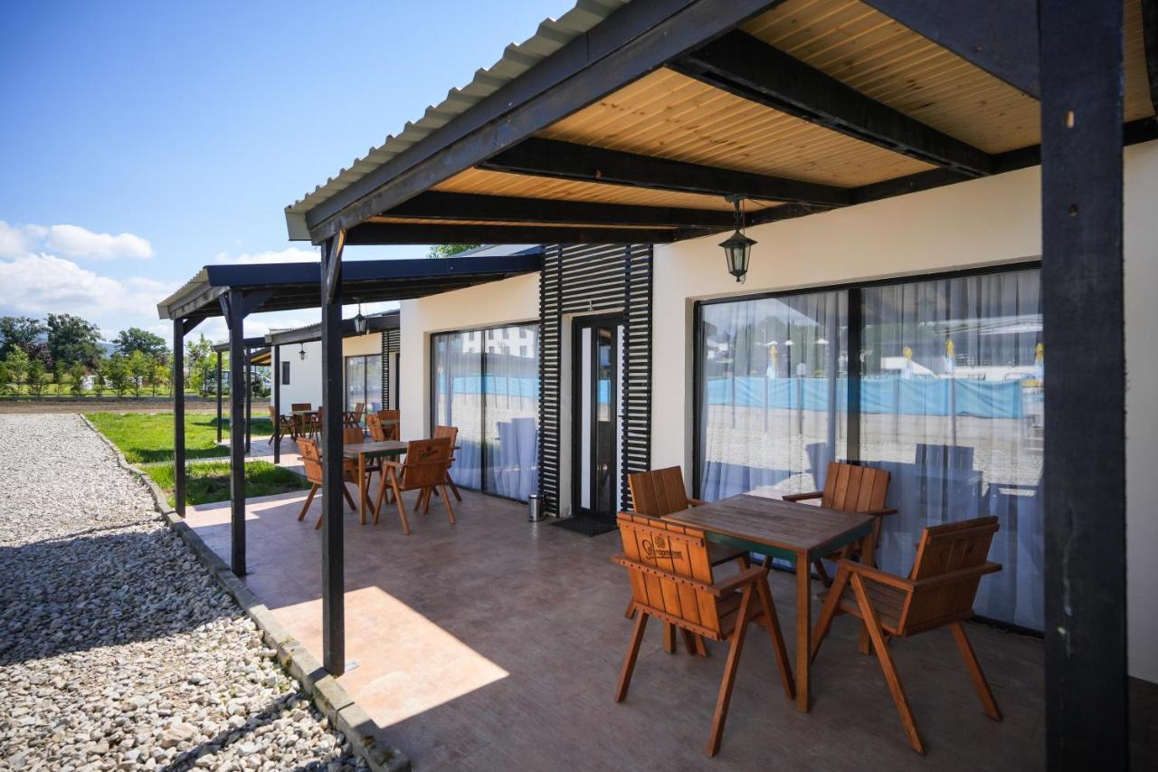 Bungalowuri "Doi Cocosi " Vila Horezu Exterior foto